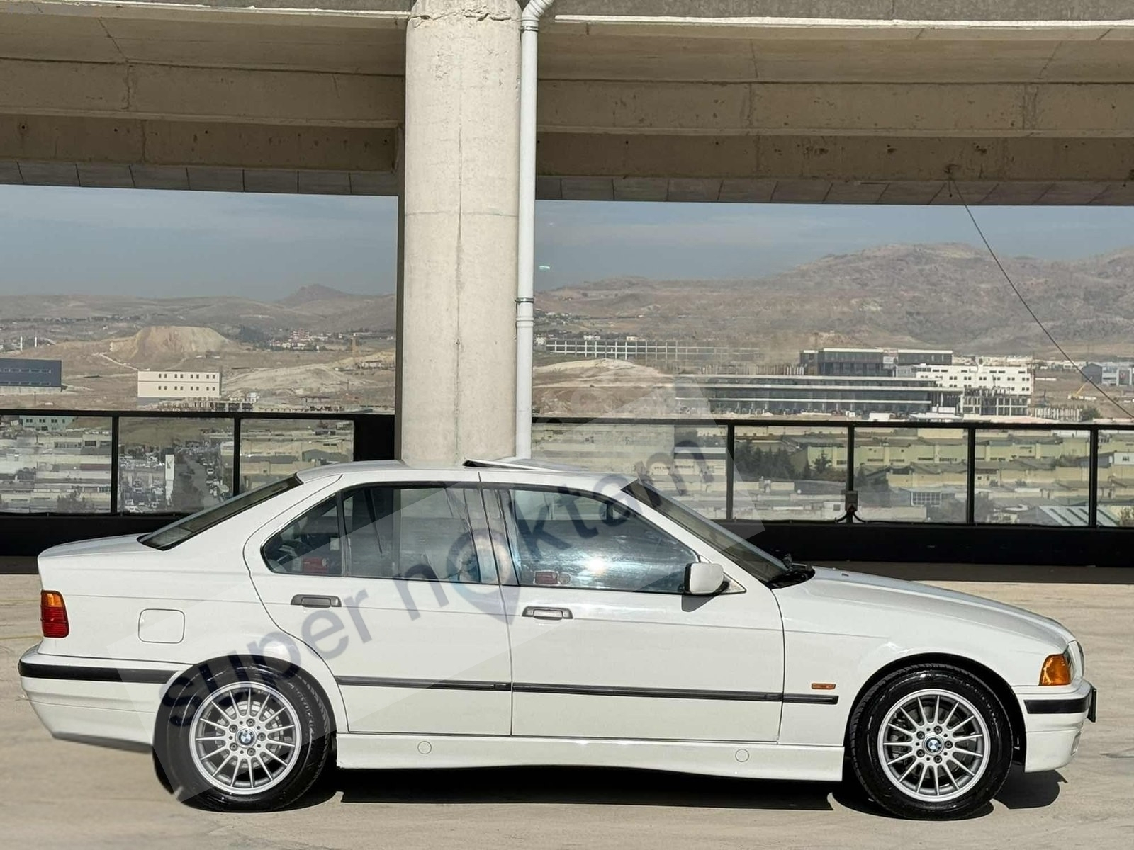 1997 BMW 3.16i EMSALSİZ SUNROOF DİJİTAL KLIMA GRİ İÇ