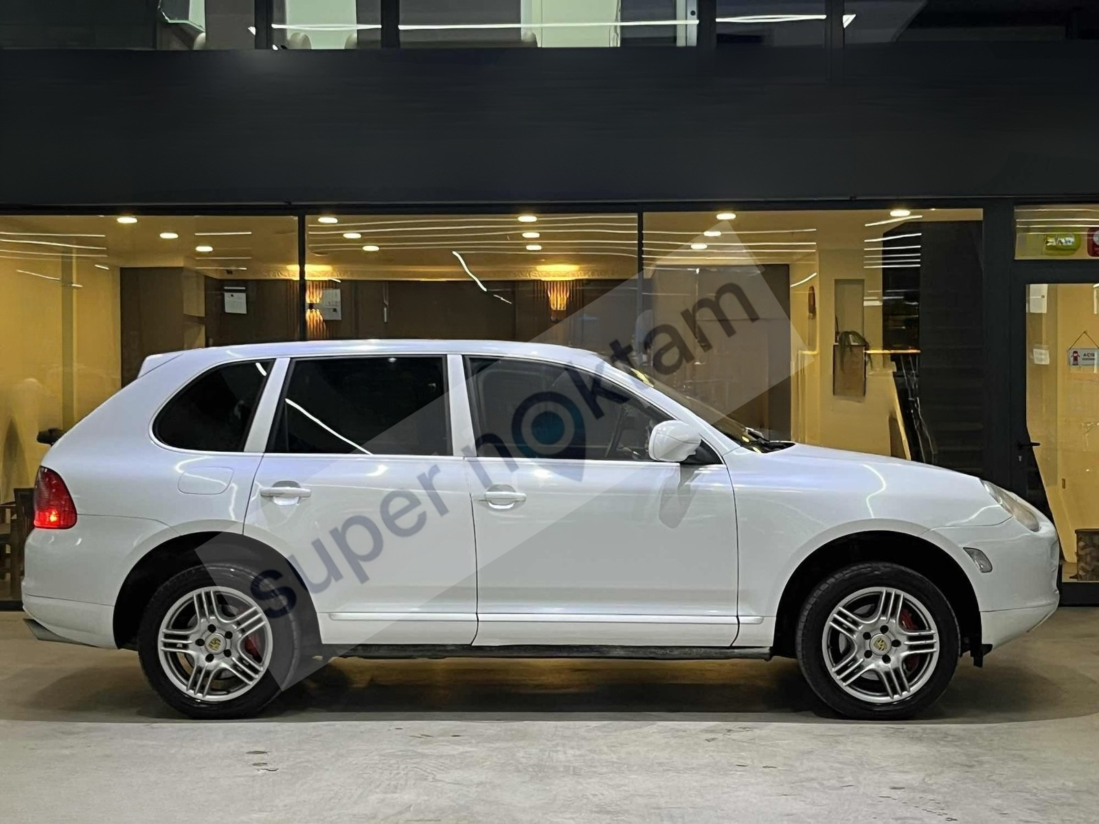 2006 PORSCHE CAYENNE 180 KM 3.2 V6 SUNROFF BOSE ISTMA