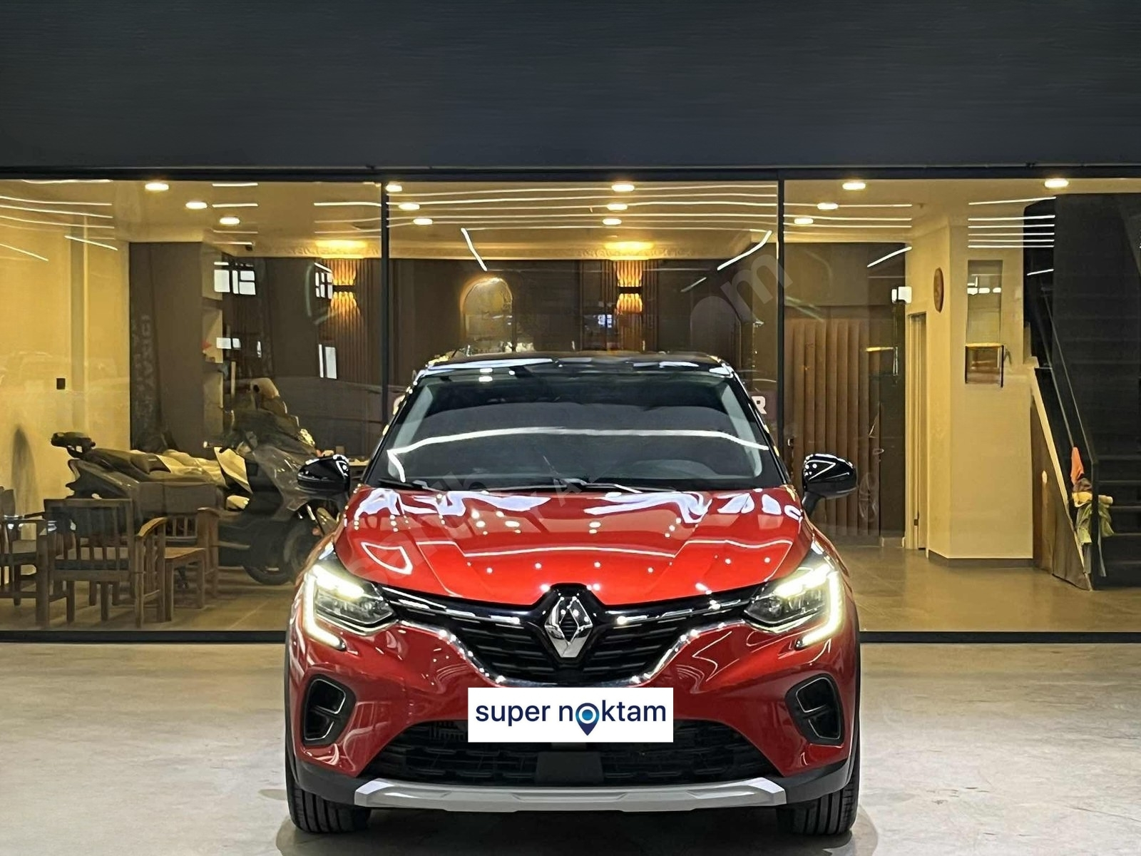 2022 CAPTUR 1.3 TCe ICON HYBRID EDC BOYASIZ 22BİN KM