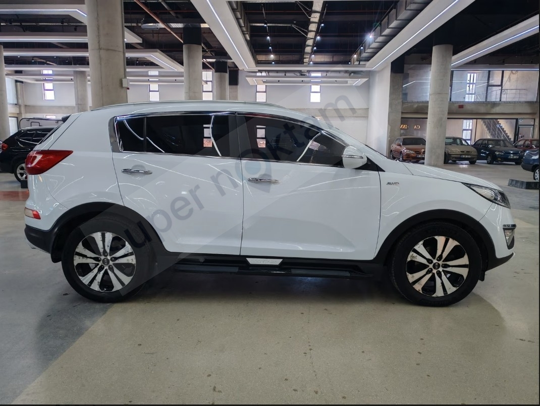 TEMİZ AĞIR BAKIMLARI YAPILMIŞ KİA SPORTAGE 4X4