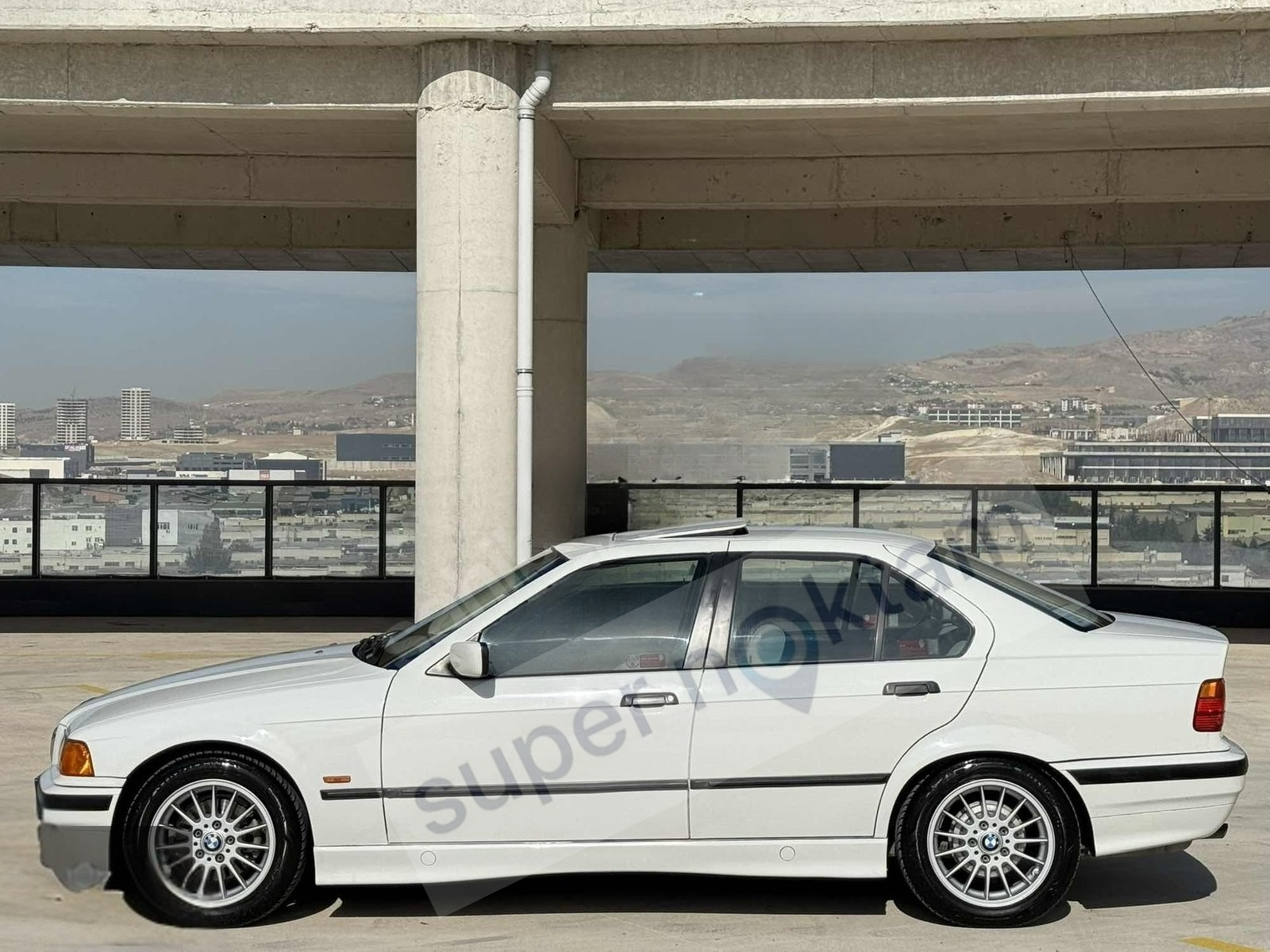 1997 BMW 3.16i EMSALSİZ SUNROOF DİJİTAL KLIMA GRİ İÇ