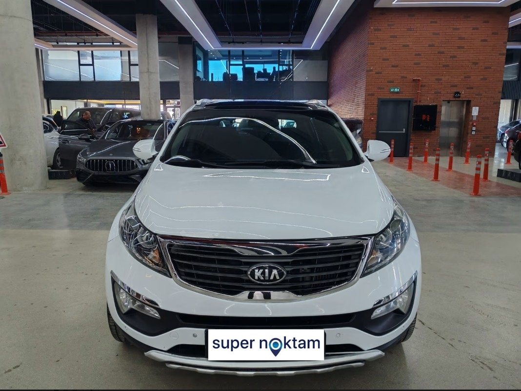 TEMİZ AĞIR BAKIMLARI YAPILMIŞ KİA SPORTAGE 4X4